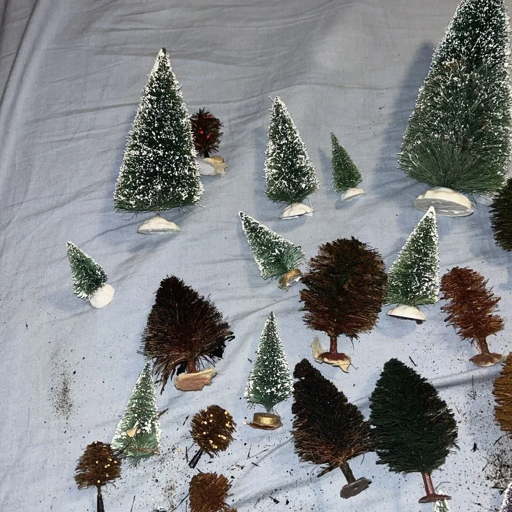HO Scale Model Train Scenery Trees LOT‎ OF 40+ Tree Vintage Railroad Accessories